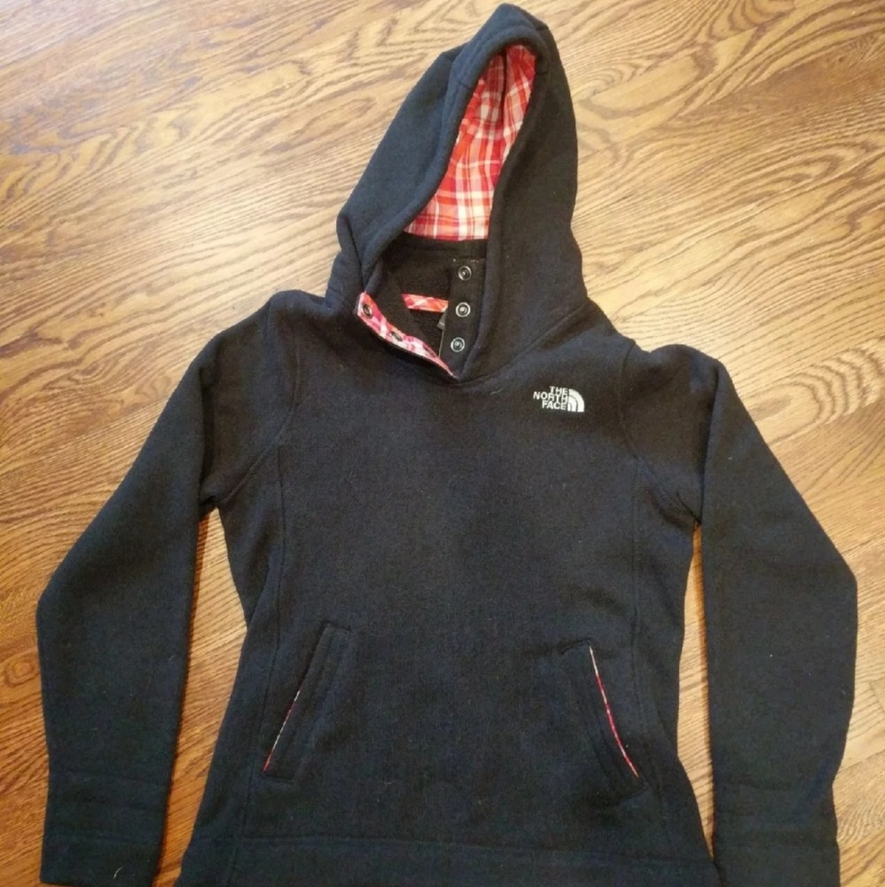 North face pullover